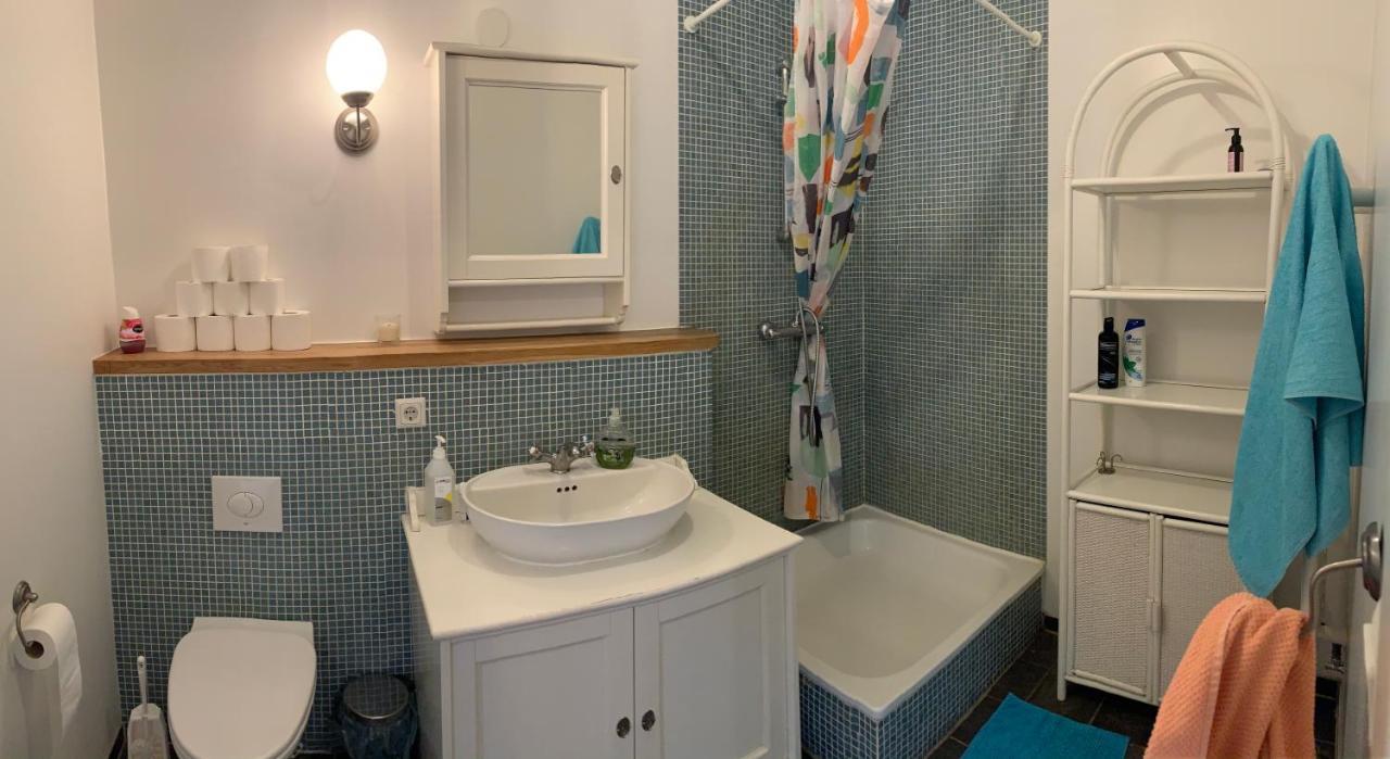Hvammur 2 Guesthouse Red House Blonduos Kültér fotó